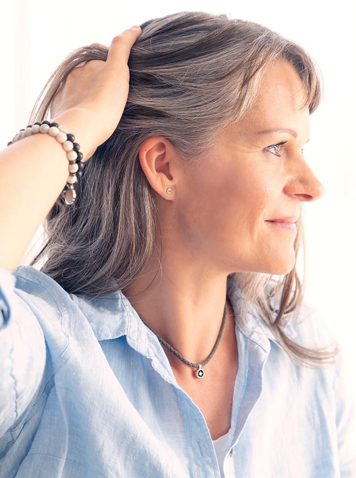 hair loss symptoms woman